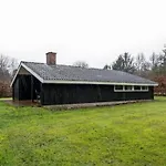 Hardy - 30km From The Sea By Interhome
