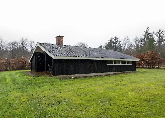 Hardy - 30km From The Sea By Interhome